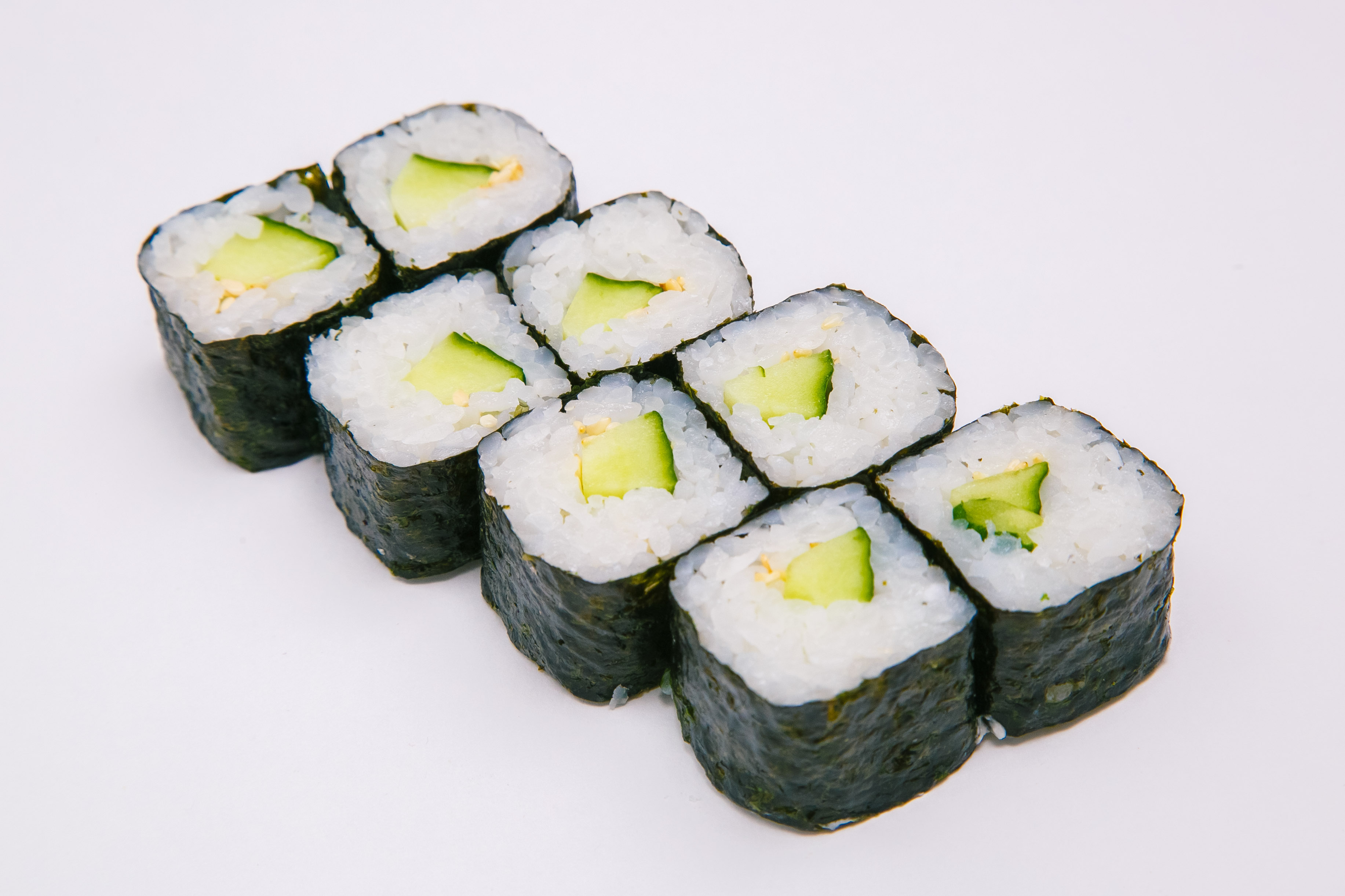 Капа маки. (нори,рис,огурец,кунжут) (125г.-порция) ; 60р. порция